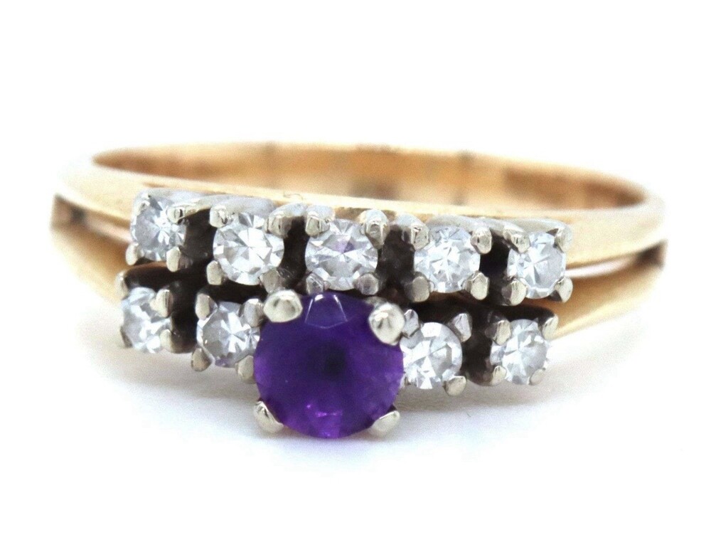 Beautiful 14k Estate Amethyst and Diamond Ring Size 5.75 And 3.5 Grams